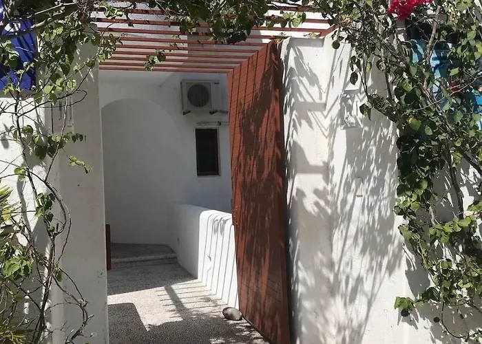 Violeta | Ocean Views Above Playa La Ropa 3*
